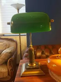 在飛比找Yahoo!奇摩拍賣優惠-綠色銀行燈  玻璃檯燈 銀行燈 美式鄉村風桌燈 復古檯燈 床
