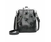 Women Rivet Purses Kiss-lock Vintage Chain Shoulder Bag with Tassel Pendant