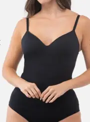 UNDEROUTFIT Shaping Lift Cami Tank built In Bra Slimming Black Sz L W/ Cup NEW