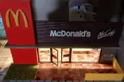 McDonald's HO Scale Building Built