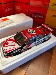 1/18 80469 HOLDEN COMMODORE VY 2004 #05 (1/5100) BROCK, PETER / PLATO, JASON