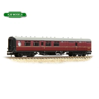 N Gauge Farish 376-277A LNER Thompson Brake Second Corridor BR Maroon Coach