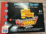 Totally Cool Toys Educational Assembly Toy Series 455-Piece Pirate Ship New