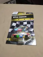 NASCAR - Kyle Busch - #18 - 1/64 Diecast Car