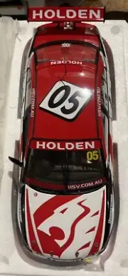 1/18 Biante Holden HRT VY Commodore #05 Peter Brock / Plato 2004 Bathurst 1000