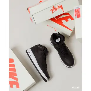 STUSSY x NIKE AIR FORCE 1 MID 黑白 黑蛇紋 中筒 休閒鞋【DJ7840-001】AF1