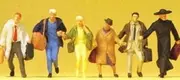 Travellers HURRYING - PREISER HO Scale Model Train Figures 14068