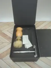 NIB J.C. and Rollie Beard Grooming Kit Missing Scissors