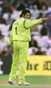Wasim Akram Pakistan Old Player Cricket Photo