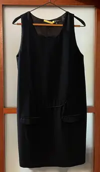 在飛比找Yahoo!奇摩拍賣優惠-Cotelac黑色寬鬆洋裝