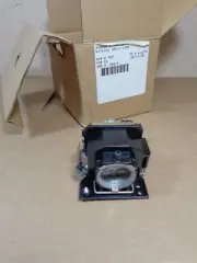 HITACHI CPX5 LCD PORTABLE PROJECTOR LAMP BRAND NEW IN BOX - FREE SHIPPING C32