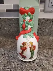 Avon Ceramic Christmas Bell A Boy and Girl Kissing Under the Mistletoe VTG 1989