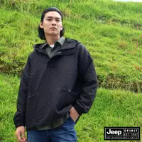 在飛比找momo購物網優惠-【JEEP】男裝 菱紋工裝連帽衝鋒外套(黑色)