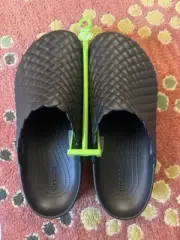Crocs Dylan Clogs 43 Black Weave Rubber Slip On Shoes Mens 10 New