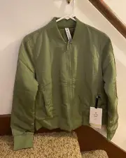 NWT Lululemon Non-Stop Bomber Jacket SZ 8 GFOL Green Foliage