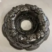 Nordic Ware Bronze FALL HARVEST Bundt Pan 10-Cups / 2.4 Liters. Acorns, Leaves
