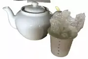 HIC Japan White Ceramic Teapot w/ Tea Strainer, Infuser 3 Cup Capacity EUC ￼