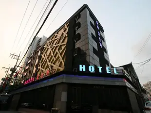 領袖飯店Leaders Hotel