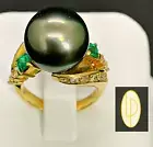 Solid 18kt Yellow Gold Tahiti Pearl 12.8mm, Emerald and Diamonds 0.40ct, Ring