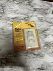 Heath Zenith Hands Free Switch On/Off Automatic Motion Sensing Control