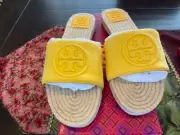 Tory Burch Benton Open Toe Espadrilles Slides Kid Suede Goldfinch, size 6.5 BNIB