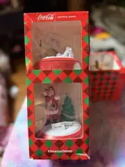 coca cola Christmas Music Box Set, Polar Bears, Santa, Rudolph Spanish version