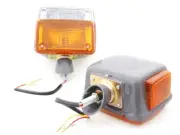 FR TURN SIGNAL LIGHT FIT TOYOTA LANDCRUISER J40 FJ45 FJ50 BJ45 SUV SPORT 60-1987 (for: Toyota)