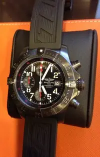 在飛比找Yahoo!奇摩拍賣優惠-正品 BREITLING 黑鋼 Avenger Skyaln