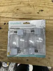 StyleWell Dusk to Dawn Automatic LED Night Light 4 Pack