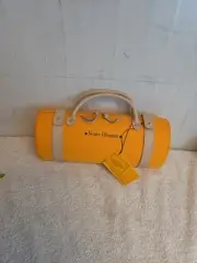 Veuve cliquot champagne picnic carry case for 2 flutes