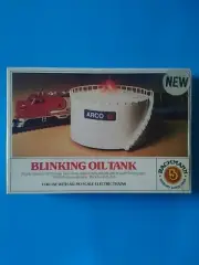 ho scale Bachmann Arco blinking oil storage tank kit #1441