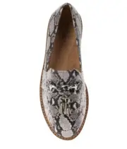 Naturalizer Estelle Tassel Loafer With tassel chain link detail Size 8