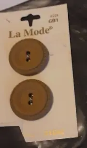 #59 LA MODE 7/8" TAN BUTTONS MADE IN ITALY