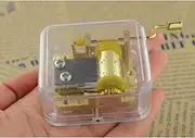 que Musical Box Acrylic Hand Crank Music Box Golden Movement Melody Gold One Size