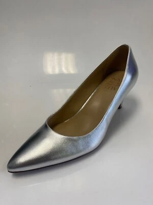 Naturalizer Beverly Silver Leather Women Shoe Heels Size 7 1/2 M