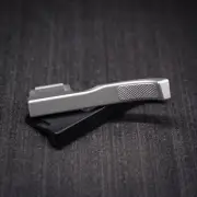 Diamond-shaped Aluminum Alloy Camera Hot Shoe Thumb Up HandGrip For Leica D-LUX8