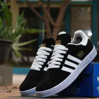 在飛比找蝦皮購物優惠-愛迪達 Hitam PUTIH Adidas Questar