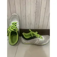 在飛比找蝦皮購物優惠-decathlon 迪卡儂 慢跑鞋 釘鞋 帥氣綠24.5cm