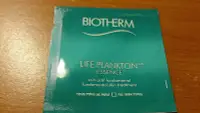 在飛比找Yahoo!奇摩拍賣優惠-BIOTHERM 碧兒泉 奇蹟活源精露1ml