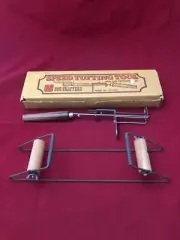 Vintage Rug Crafters Speed Tufting Needle Tool Kit Tapestry in Box