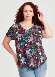 [Virtuelle] Taking Shape Cotton Bright Graphic T-shirt Size 28 in Print - Plus Size Women's Tops & T Shirts Print