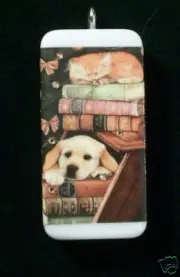 CAT AND DOG ON THE BOOKS UNDER THE TREE DOMINO PENDANT