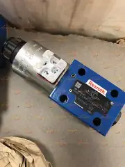 Rexroth R901085669 4WRA10EA00-22/G24K4/V-872