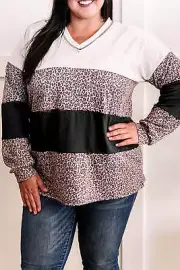 Black Leopard Print Colorblock V Neck Long Sleeve Plus Size Top