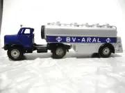 MARKLIN BV-ARAL TANKER TRUCK 5521/27 RARE THERMOPLASTIC TANK EXQUISITE MINT 1952