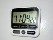 Digital Kitchen Timer W/ Mute/Loud Alarm Switch ON/Off Switch 24Hr Clock & Alarm