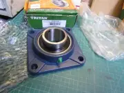 TRITAN UCF213-40, 4 Bolt Flange Bearing Radial Ball 2 1/2 in Bore Cast Iron NEW
