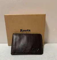 在飛比找Yahoo!奇摩拍賣優惠-Roots 加拿大 男生皮夾夾層 咖啡色 卡夾 真皮 購於新