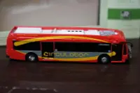 在飛比找露天拍賣優惠-1:87 美國 Proterra Catalyst Bus 