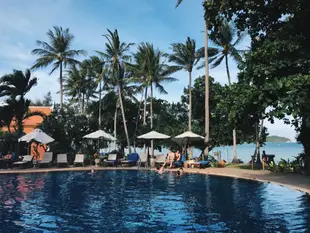 查汶藍礁湖飯店Chaweng Blue Lagoon Hotel